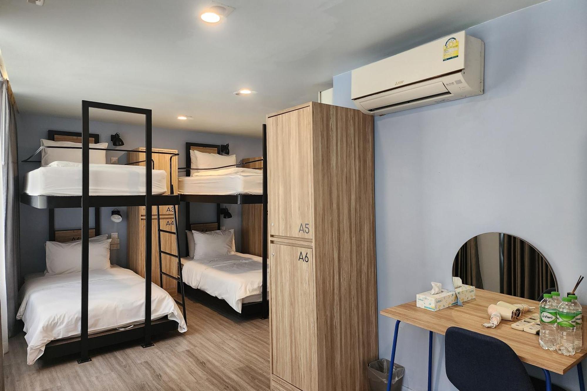 Simply Sleep Hostel Bangkok Zewnętrze zdjęcie