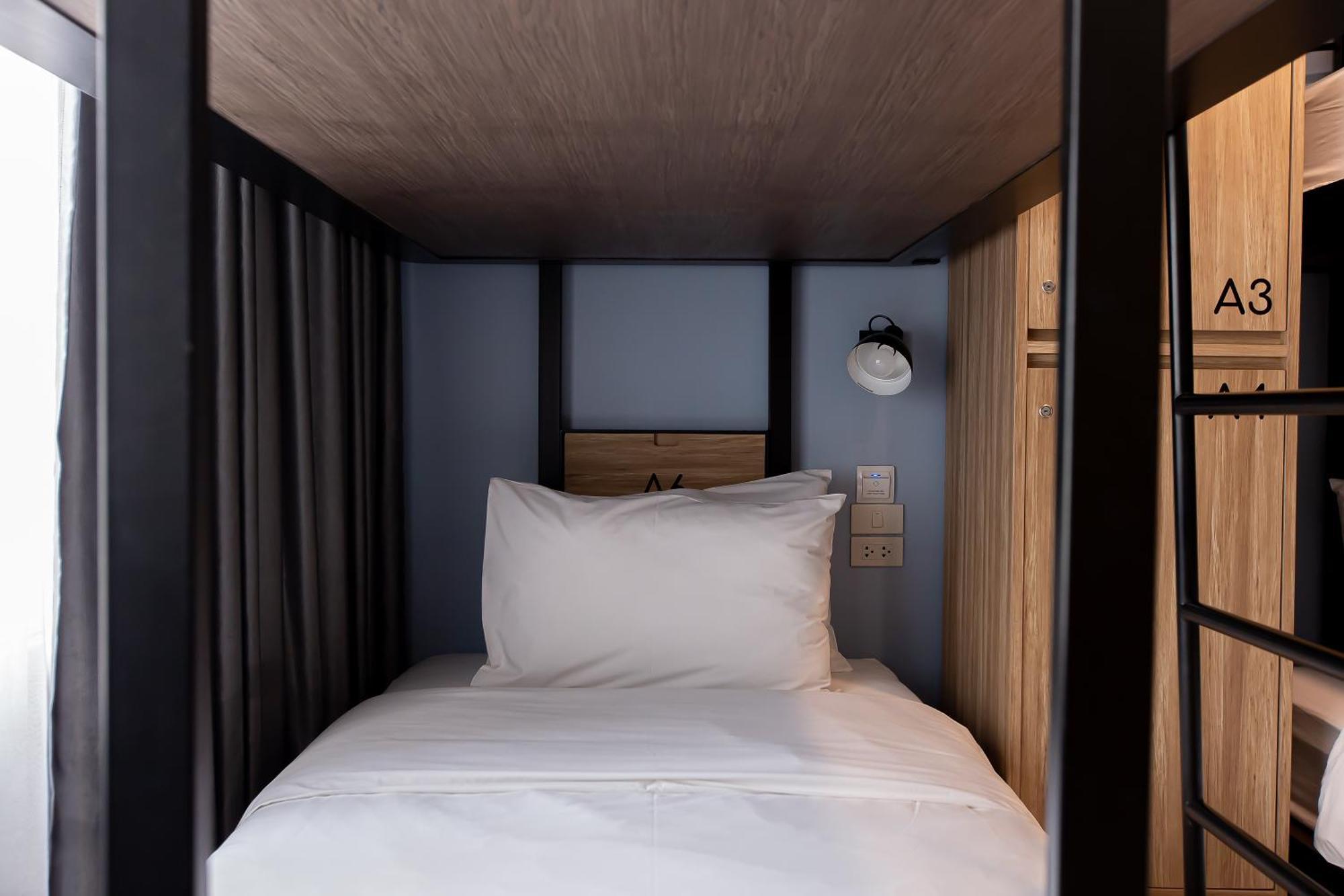 Simply Sleep Hostel Bangkok Zewnętrze zdjęcie