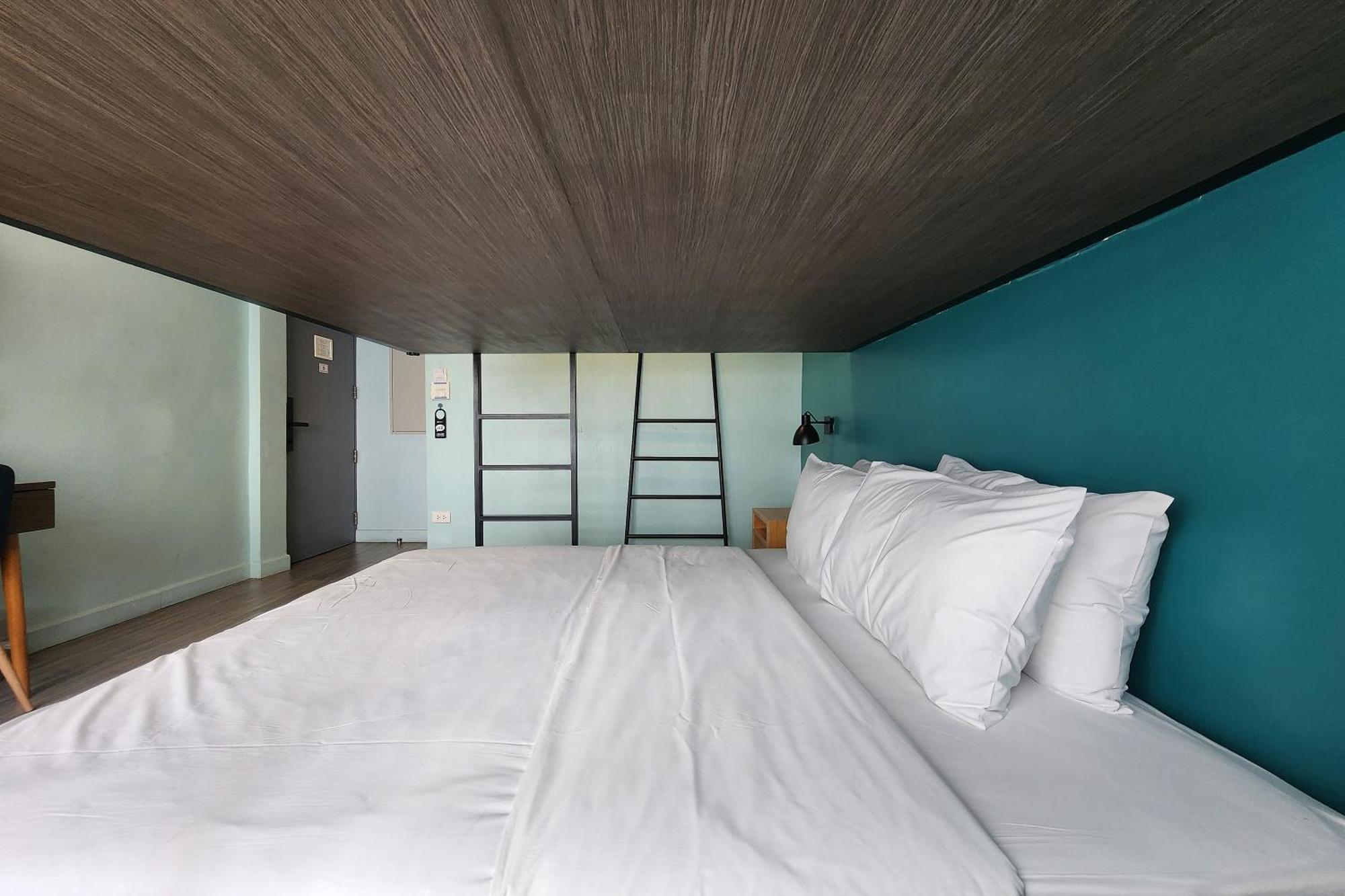 Simply Sleep Hostel Bangkok Zewnętrze zdjęcie